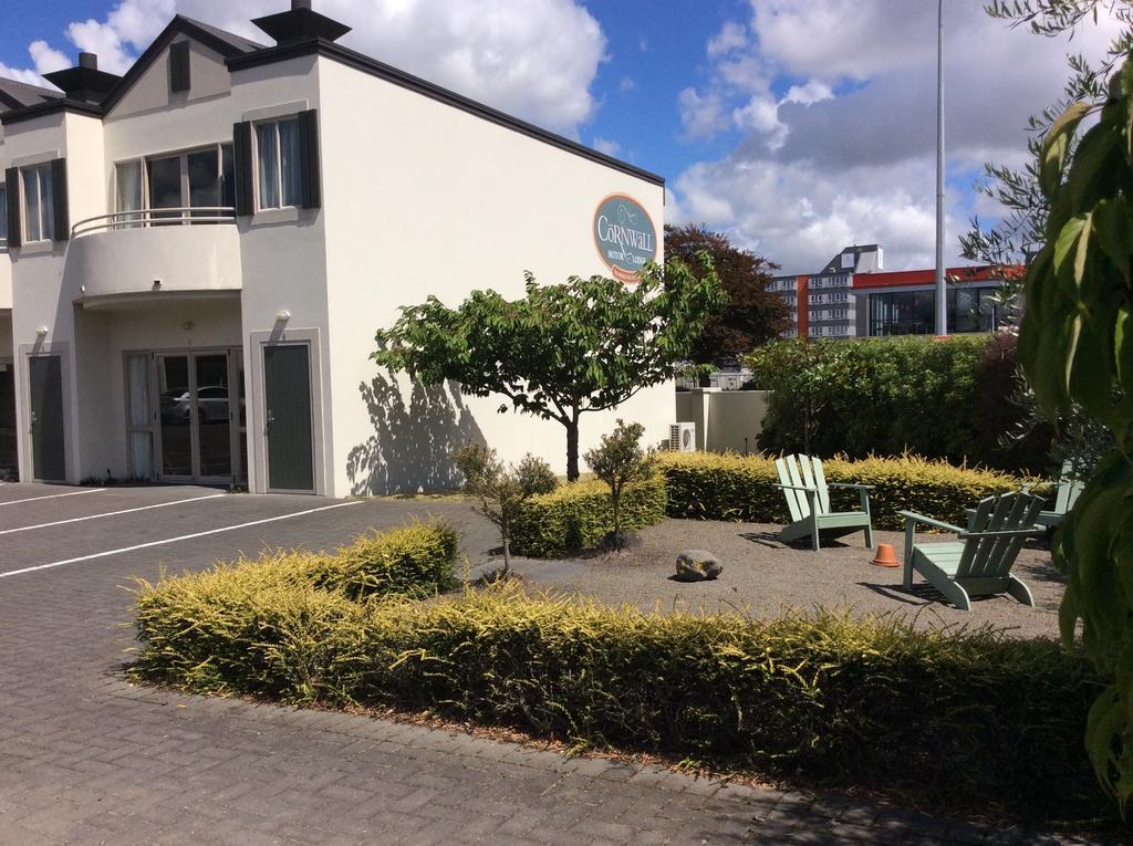 Cornwall Motor Lodge Palmerston North Exterior photo