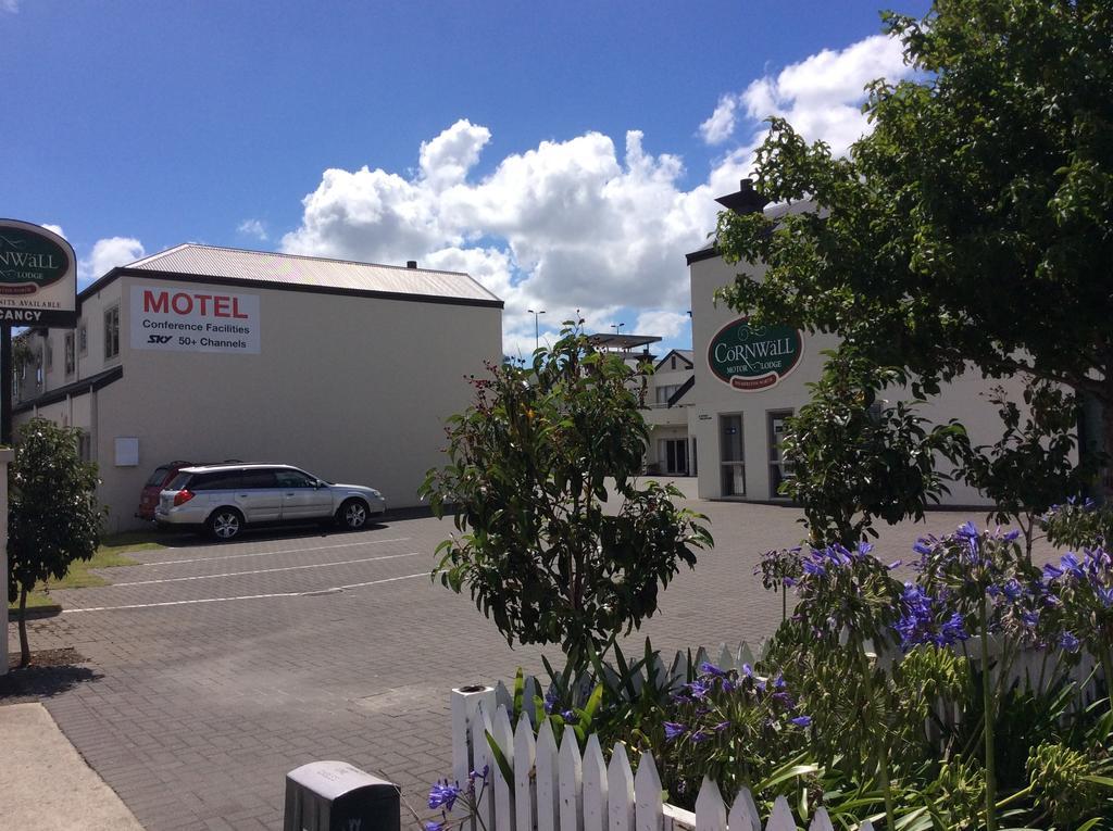 Cornwall Motor Lodge Palmerston North Exterior photo