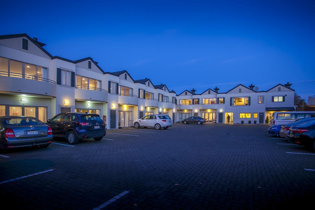 Cornwall Motor Lodge Palmerston North Exterior photo