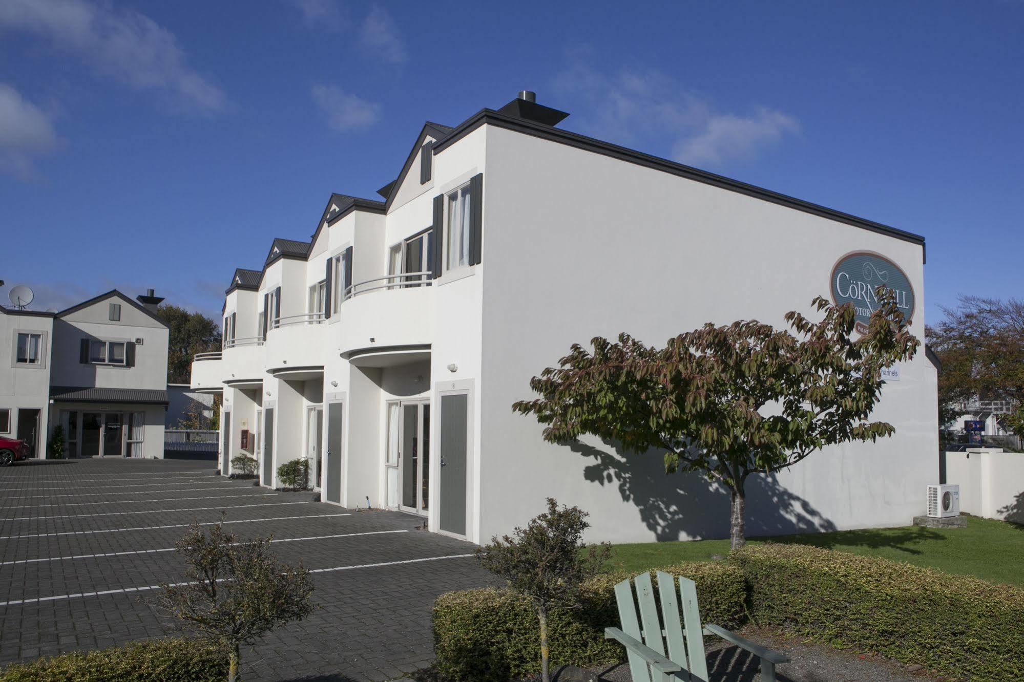 Cornwall Motor Lodge Palmerston North Exterior photo